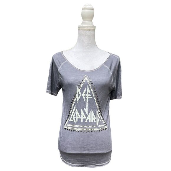 LUCKY BRAND DEF LEPPARD DISTRESSED STUDDED LOGO TEE SHORT SLEEVE GREY T-SHIRT S - Picture 2 of 9